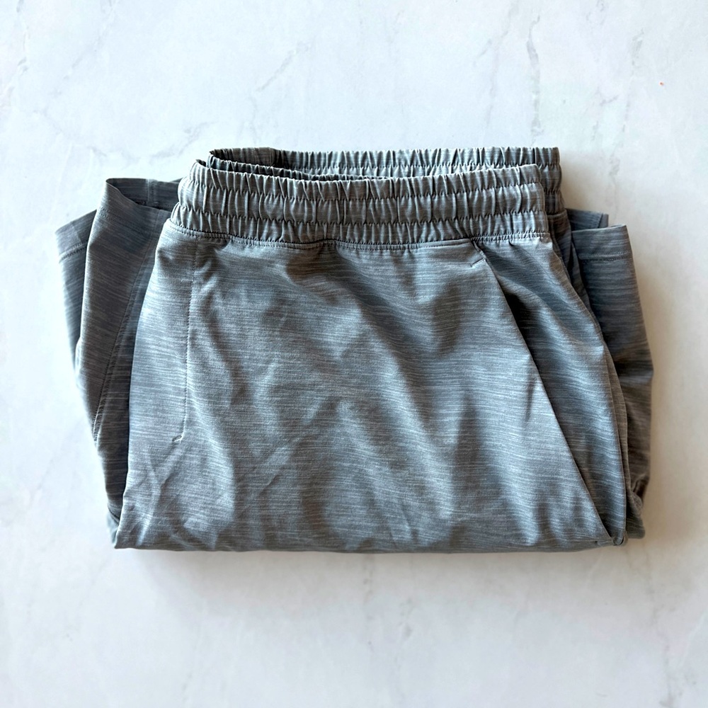 Lululemon Mens Lined Shorts 7” Space Grey